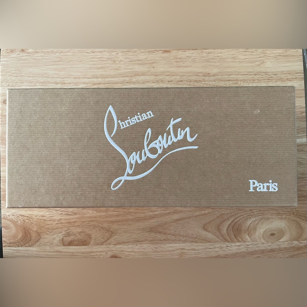 Christian Louboutin- Loubi Flip Donna Flat, black/red. Material- rubber. Size 37 - Picture 2 of 13